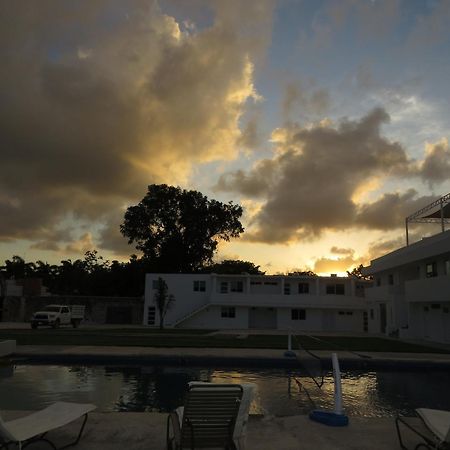 Guest House Stone Wall Residences Cancún Exterior foto